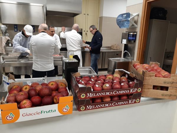 La Melannurca Campana IGP a supporto del progetto “CoScienze Gastronomiche, Cucina Solidale ad Agraria”