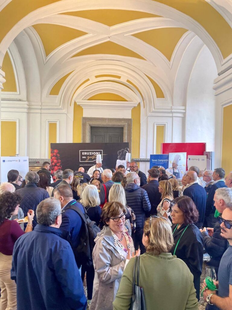Torna Eruzioni del Gusto alla Reggia di Portici, il vino campano sulle rotte dell’America’s Cup